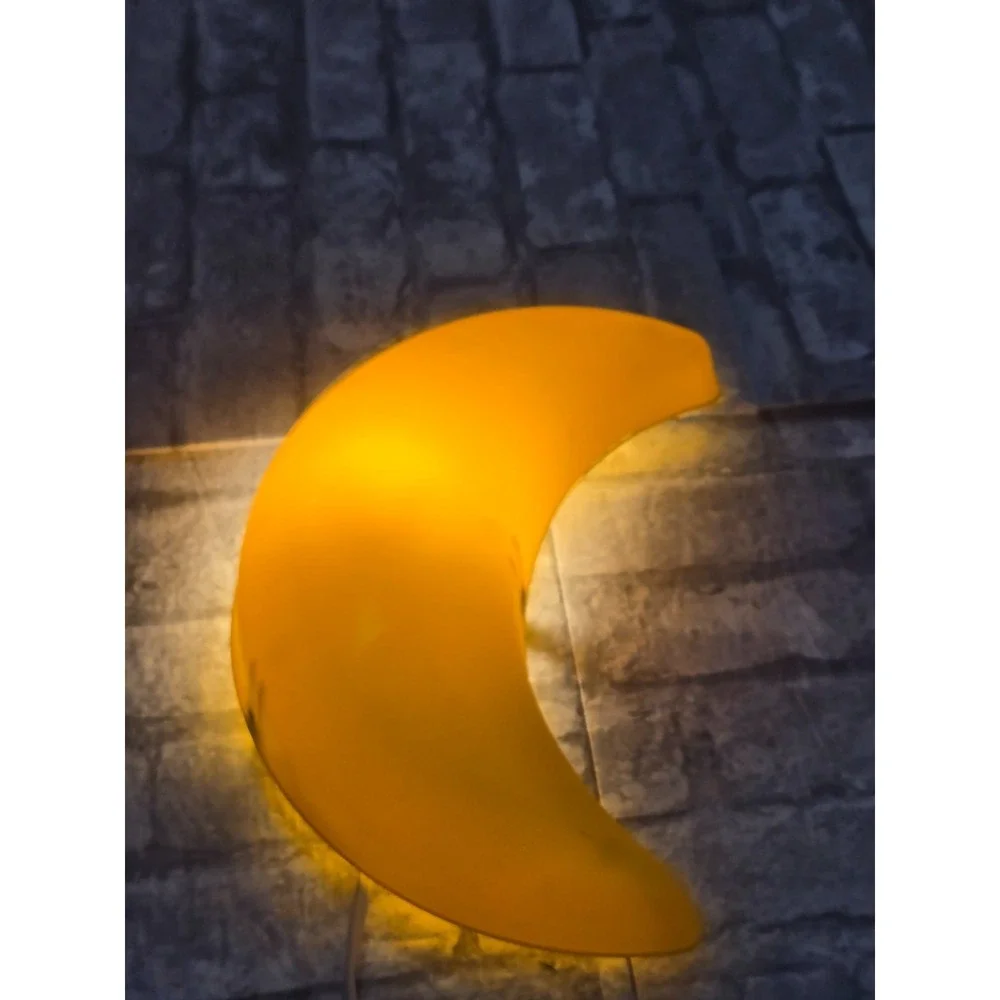 IKEA Smila Decorative Yellow Plastic Moon Shaped‎ Wall Sconce Wall Light
